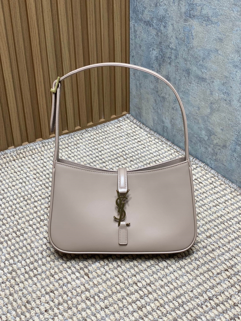 Y51 hobo bags